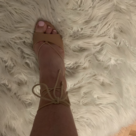 Shoes ankle strap - Picture 7 of 8